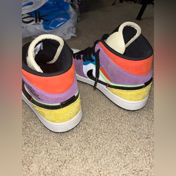 Colorful high top jordan’s - Picture 3 of 5